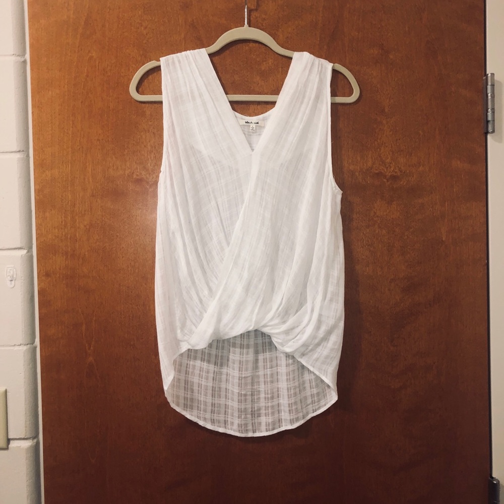 Bleuh Ciel White Linen Top